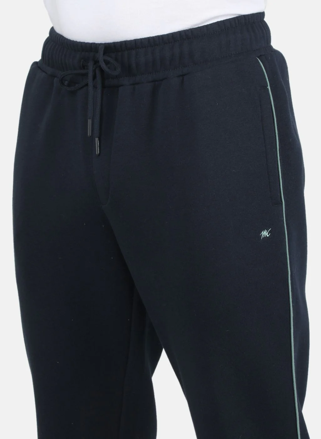 Men Green Solid Tracksuit - Image 6