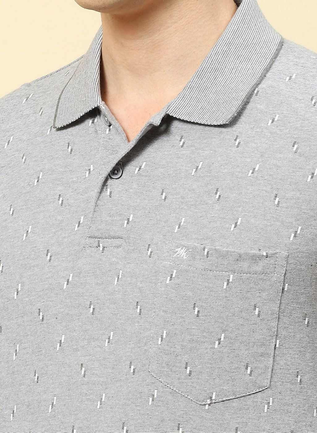 Men Grey Jaquard T-Shirt - Image 6