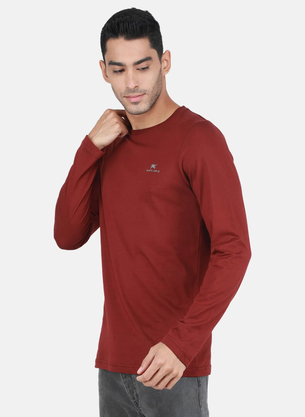 Men Maroon & Black Solid T-Shirt - Image 3