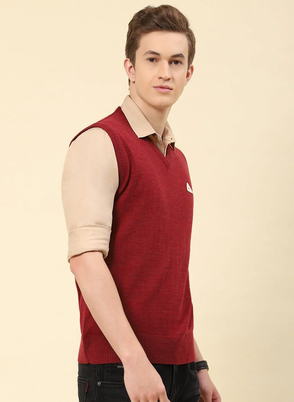 Men Maroon Solid Blend wool Sweater - Image 4