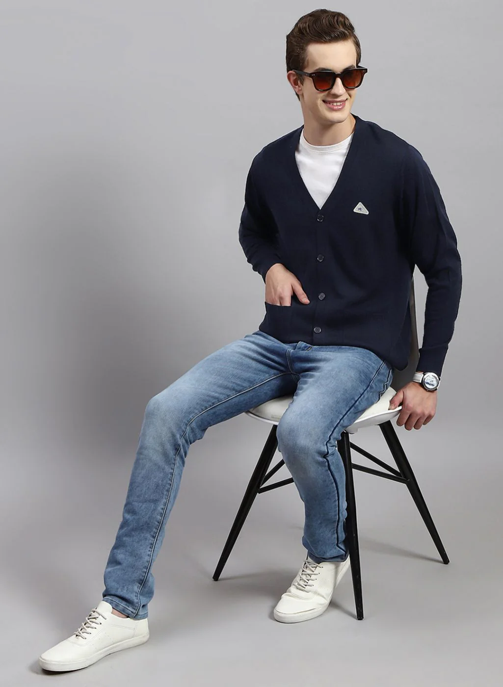Men NAvy Blue Solid Wool blend Cardigan - Image 2