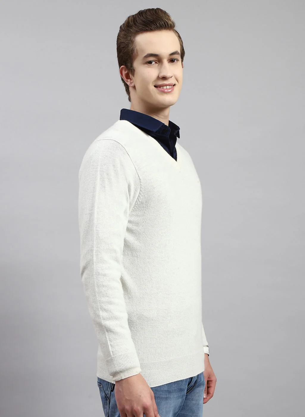 Men Off White Solid Lamb wool Pullover - Image 4
