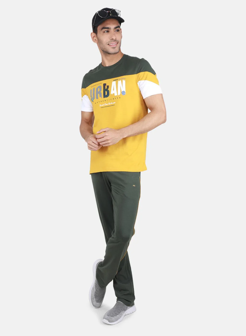 Men Olive Solid Lower Set - Image 4