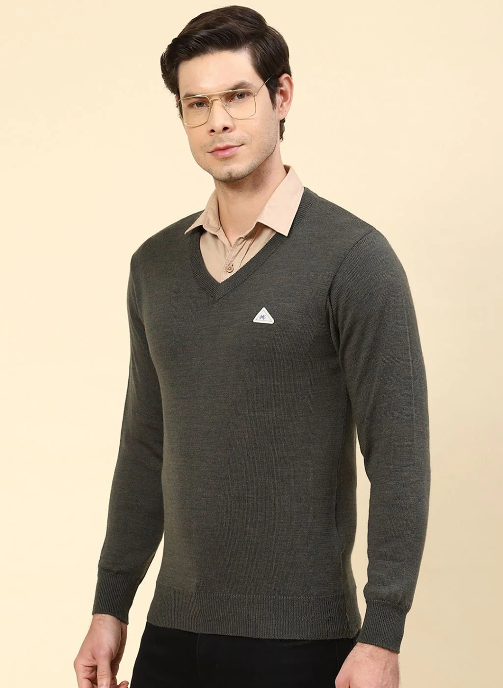 Men Olive Solid Pure wool Pullover - Image 3