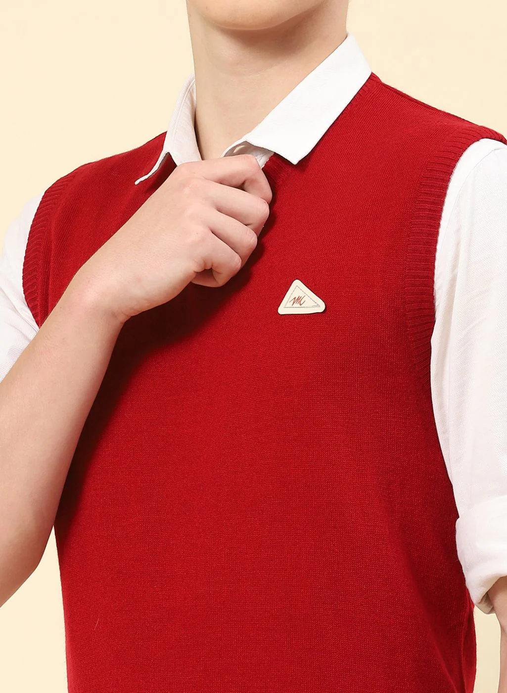Men Red Solid Blend wool Sweater - Image 6