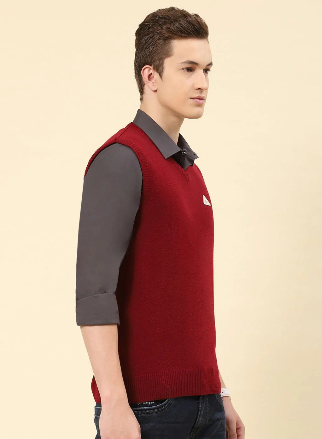 Men Red Solid Blend wool Sweater - Image 4
