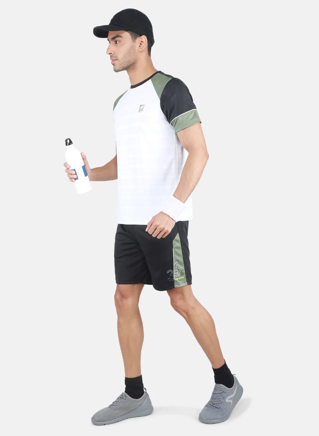 Men White & Black Solid Bermuda Set - Image 4