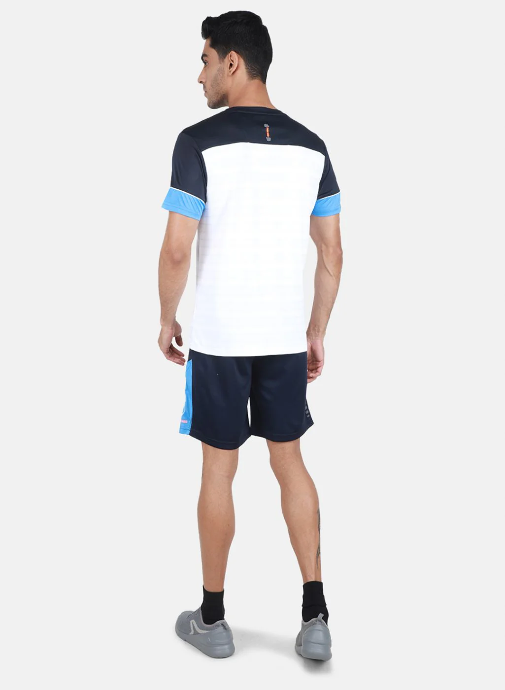 Men White & NAvy Blue Solid Bermuda Set - Image 3