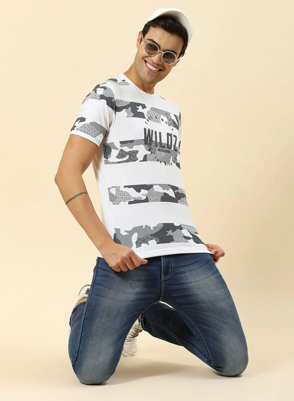 Men White Printed T-Shirt - Image 2