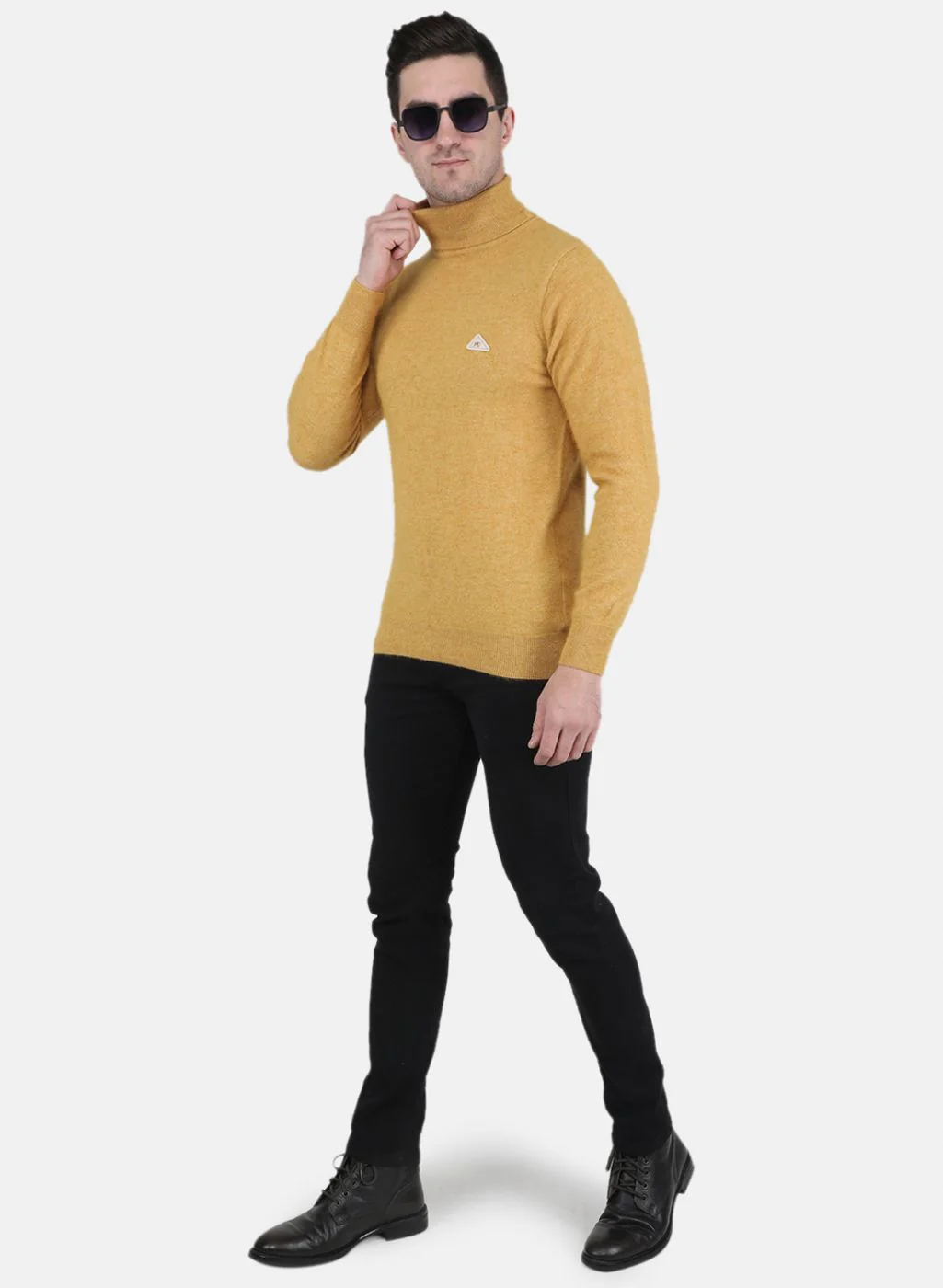 Men Yellow Solid Pullover - Image 4