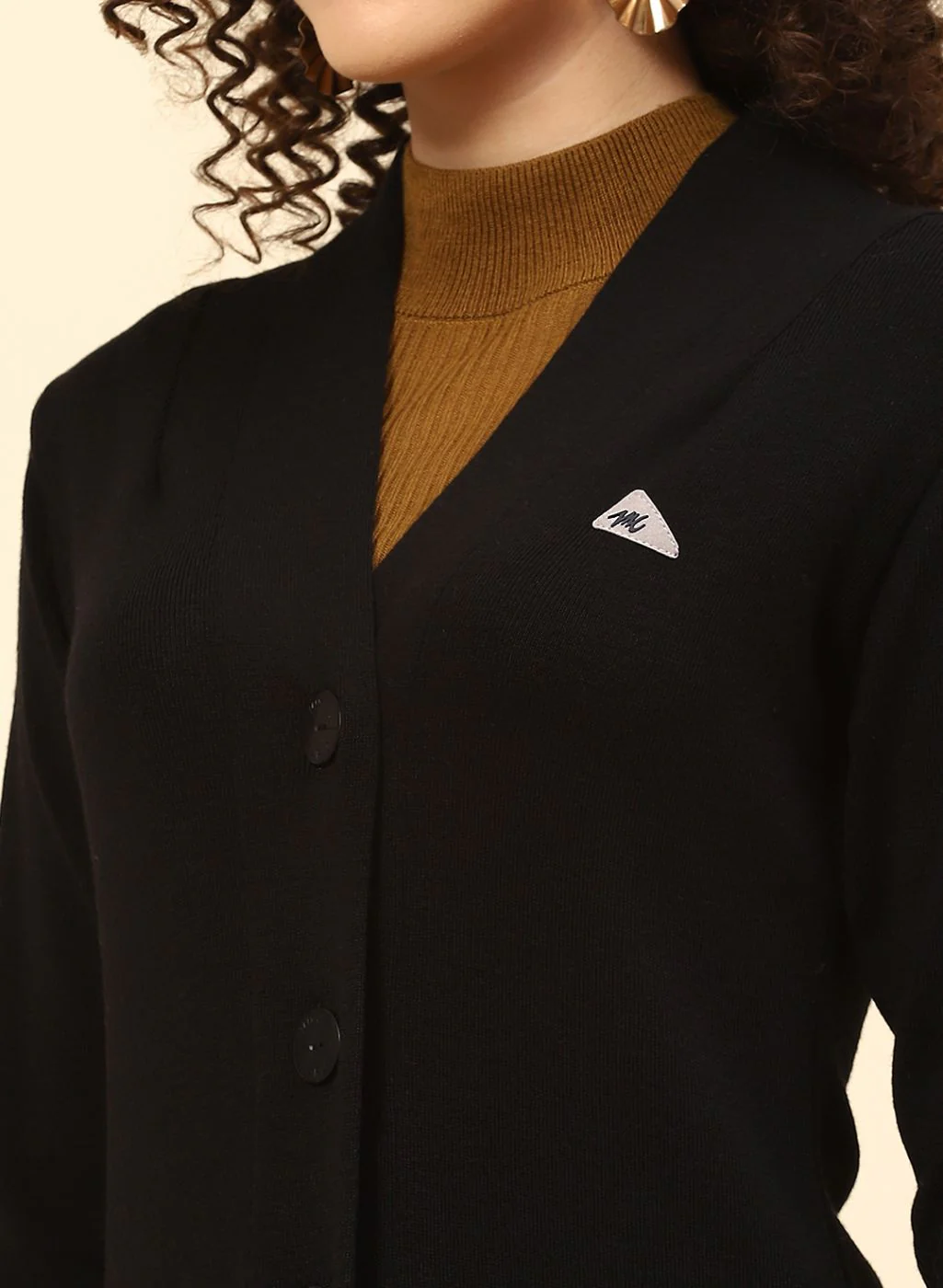 Women Black Solid Pure wool Cardigan - Image 6