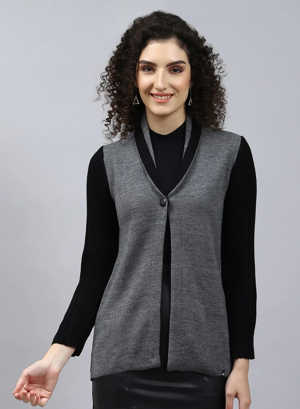 Women Black Solid Wool blend Cardigan - Image 2