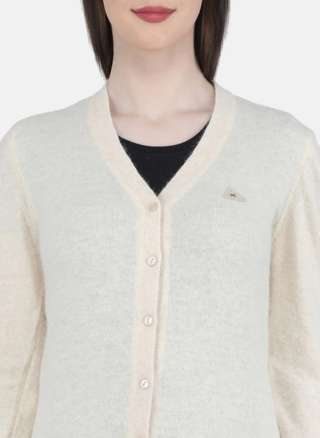 Women Cream Solid Cardigan - Image 5