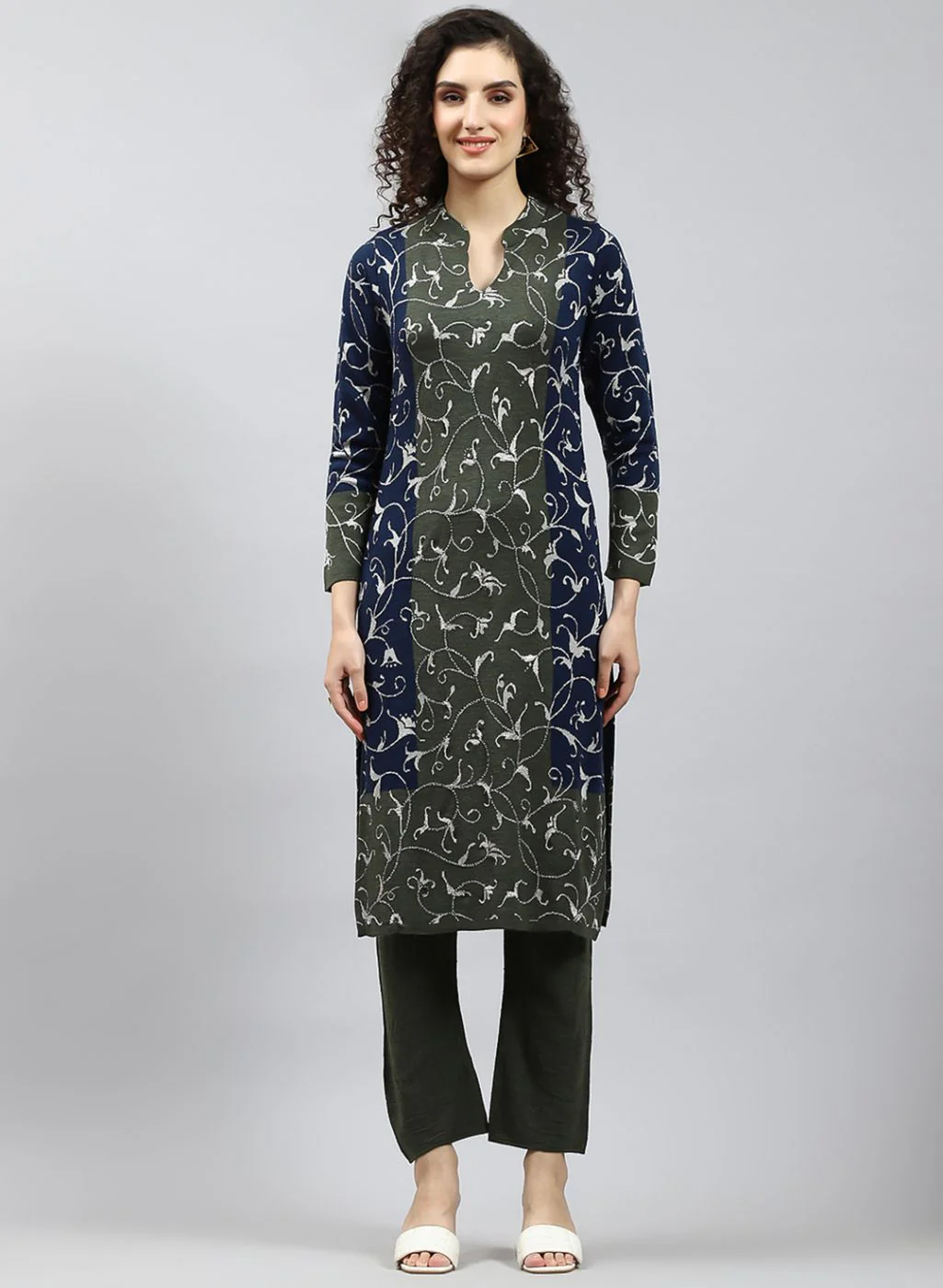 Women Green Self Design Kurti+Lower Set for Winter - Image 2