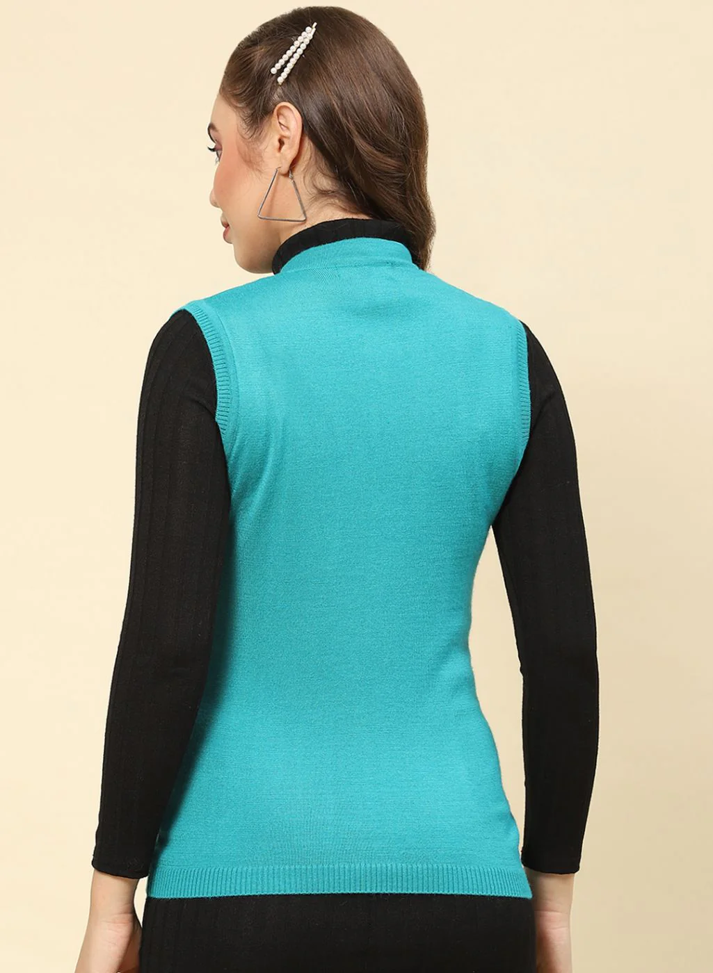 Women Green Solid Modal Nylone Cardigan - Image 5