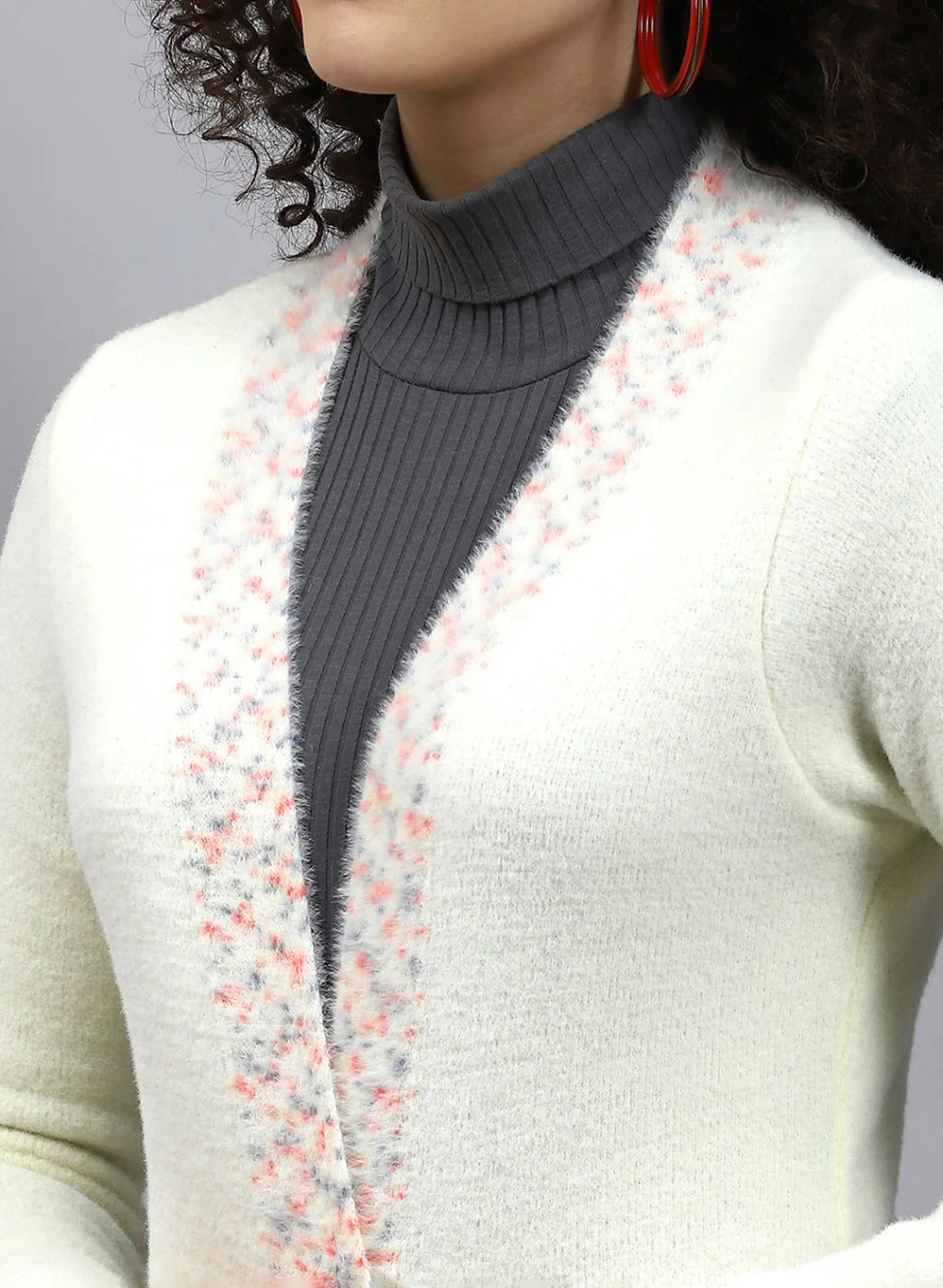 Women Off White Self Design Wool blend Cardigan - Image 6