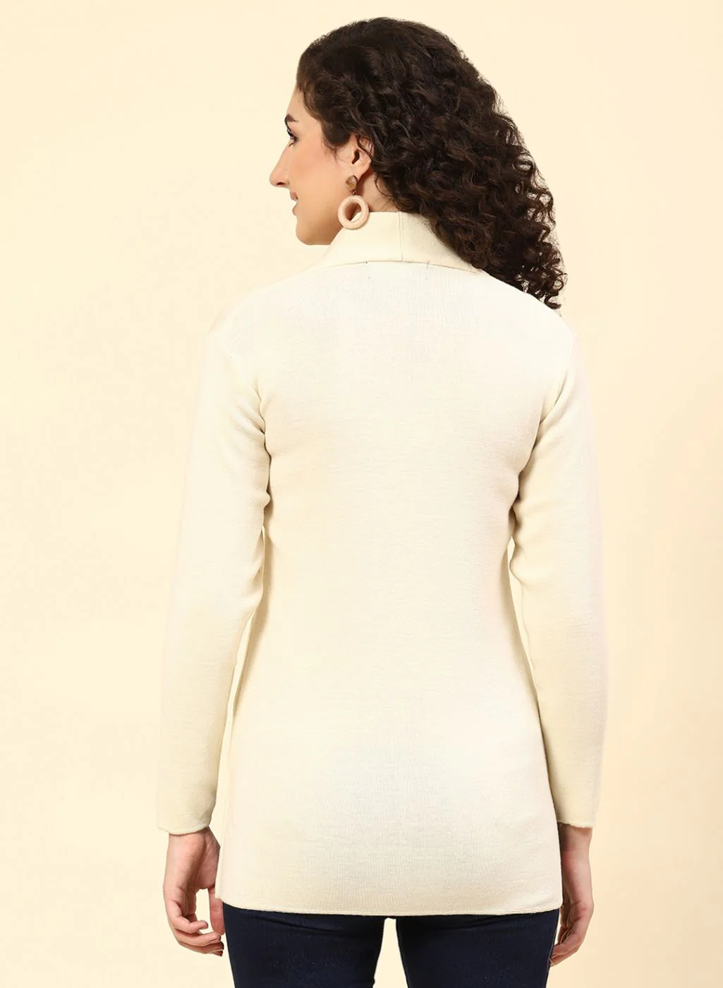 Women Off White Solid Pure wool Cardigan - Image 5
