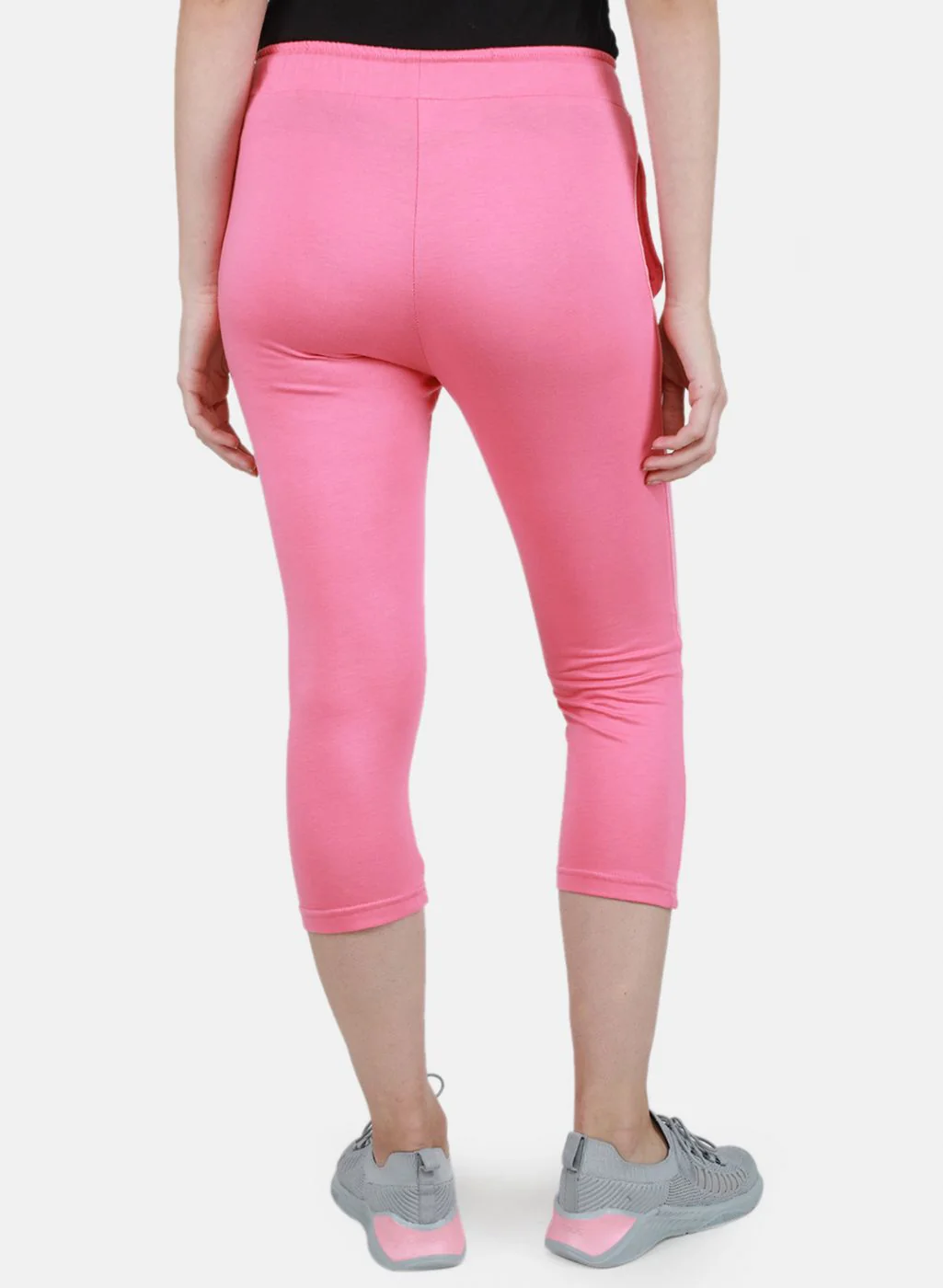 Women Pink Solid Capri - Image 3