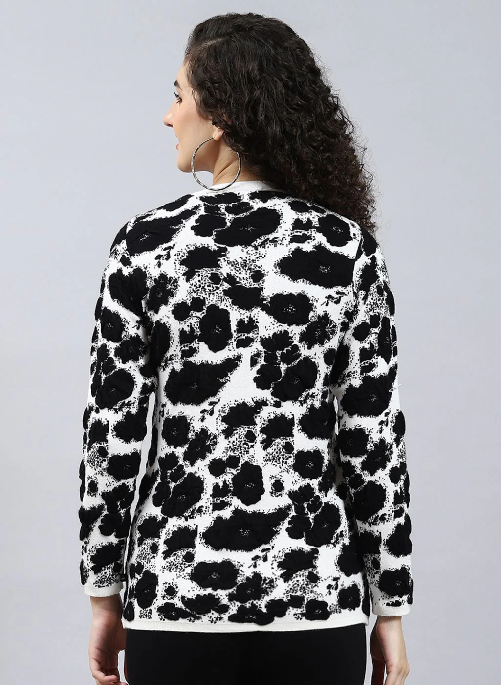 Women White Jaquard Wool blend Cardigan - Image 5