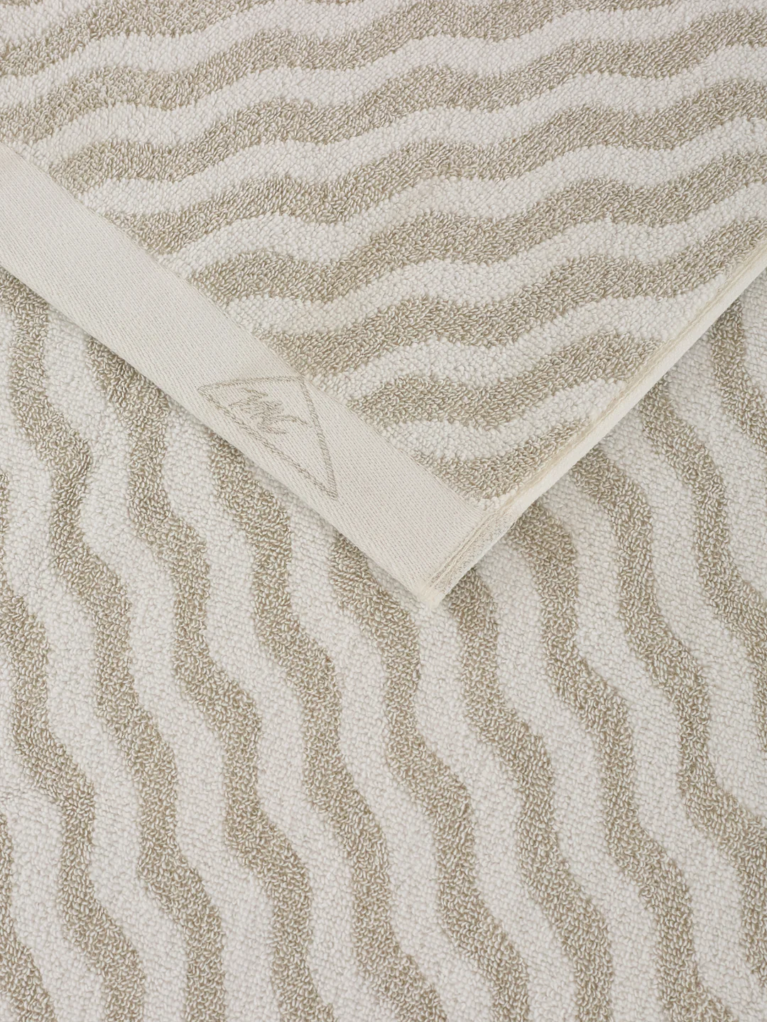Premium Beige & White Pure Cotton Self Design 500 GSM Bath Towel 1 Piece (Green Weave Collection) - Image 6