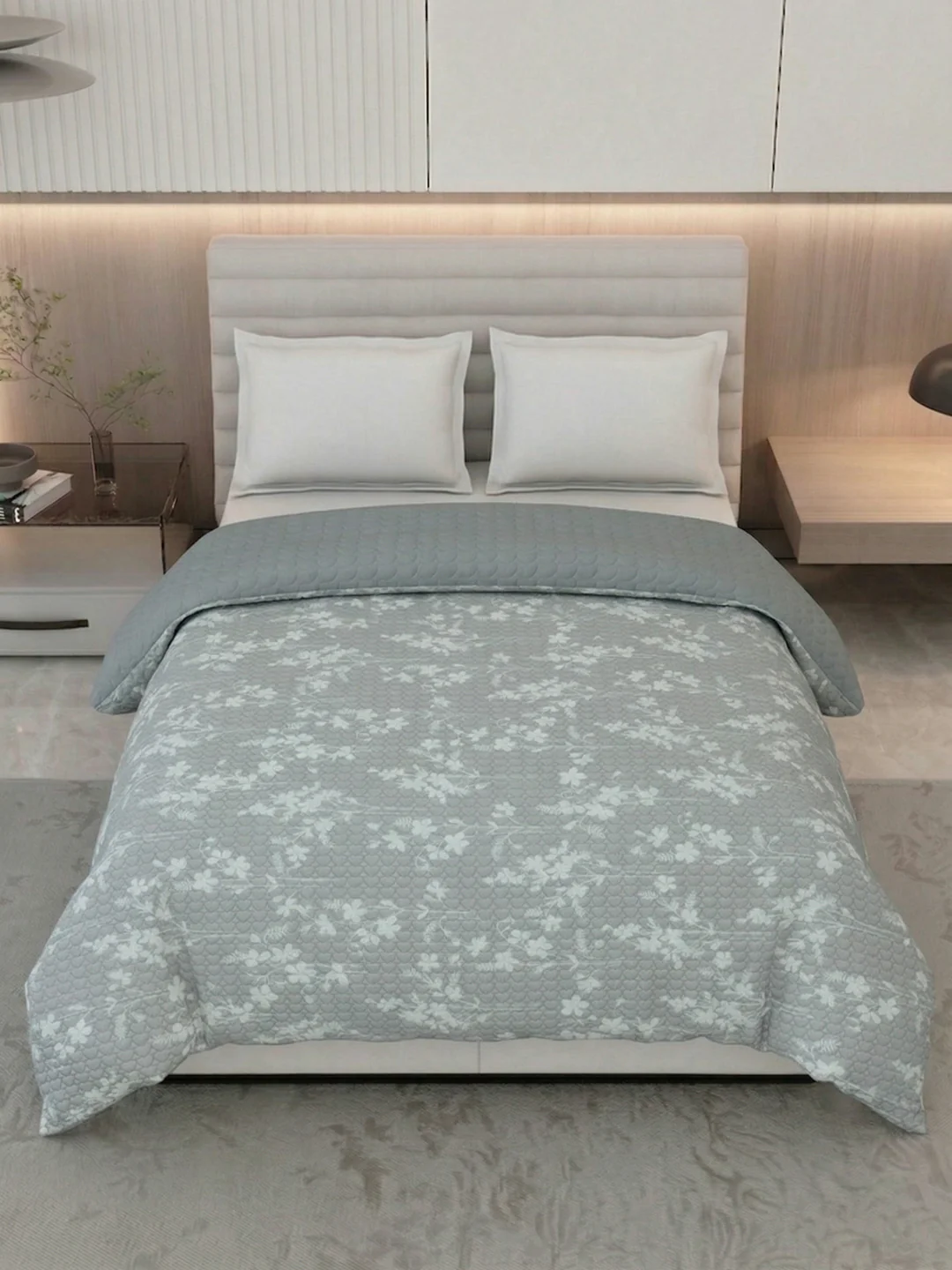 Premium Checked Double Bed 3 Ply 200 GSM Comforter Cozy Flannel Collection Weight 2.8 kg - Image 4