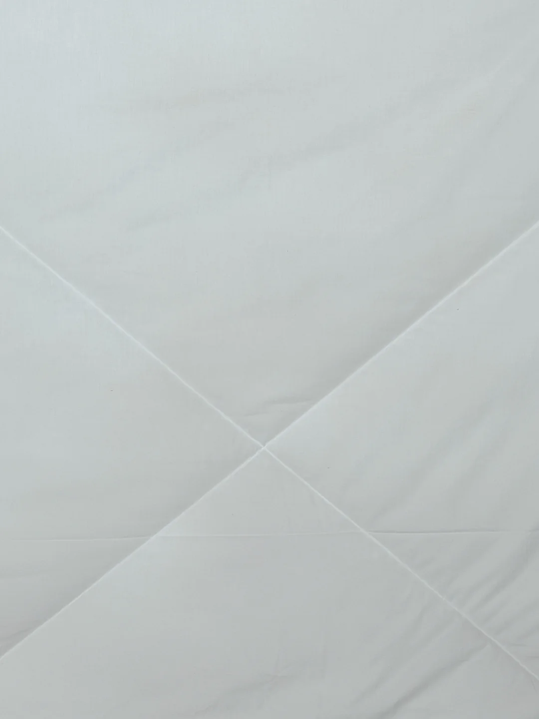 Premium Solid King Size 3 Ply 250 GSM Comforter Hotel Premium Collection Weight 2.5 kg - Image 6
