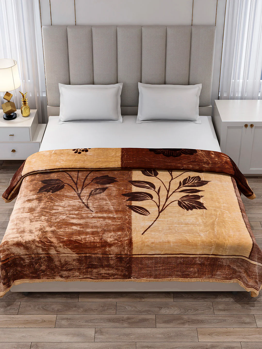 Printed Double Bed 2 Ply, 871 GSM Blanket for Heavy Winter - (Moon Valley Box) - Image 3