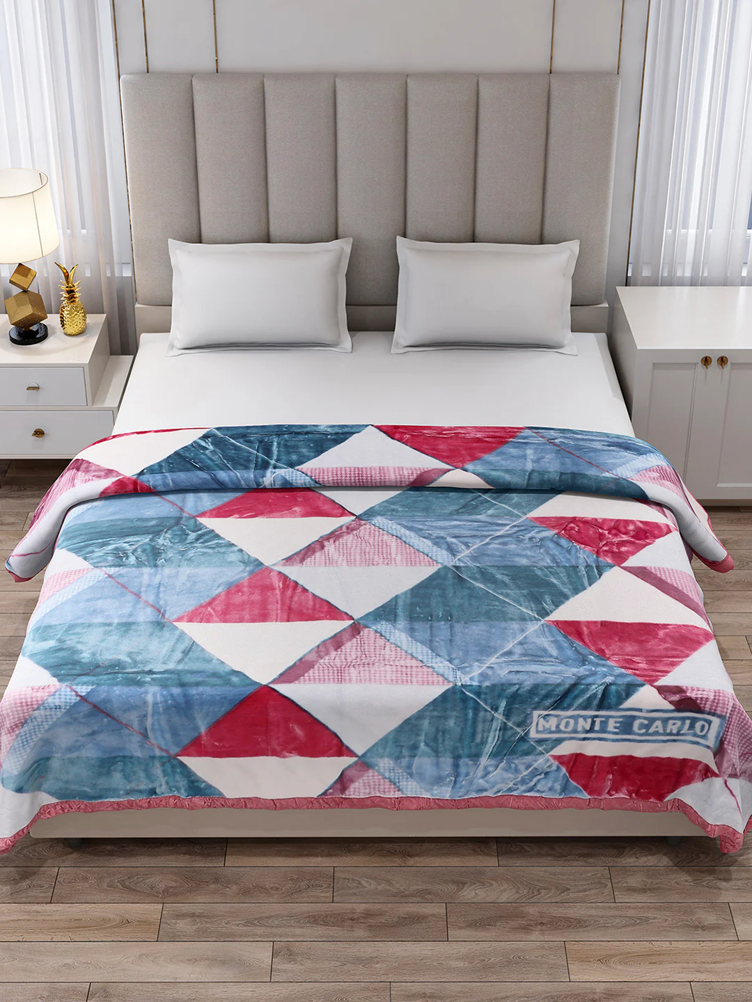 Printed Double Bed 2 Ply, 871 GSM Blanket for Heavy Winter - (Moon Valley Plus) - Image 3