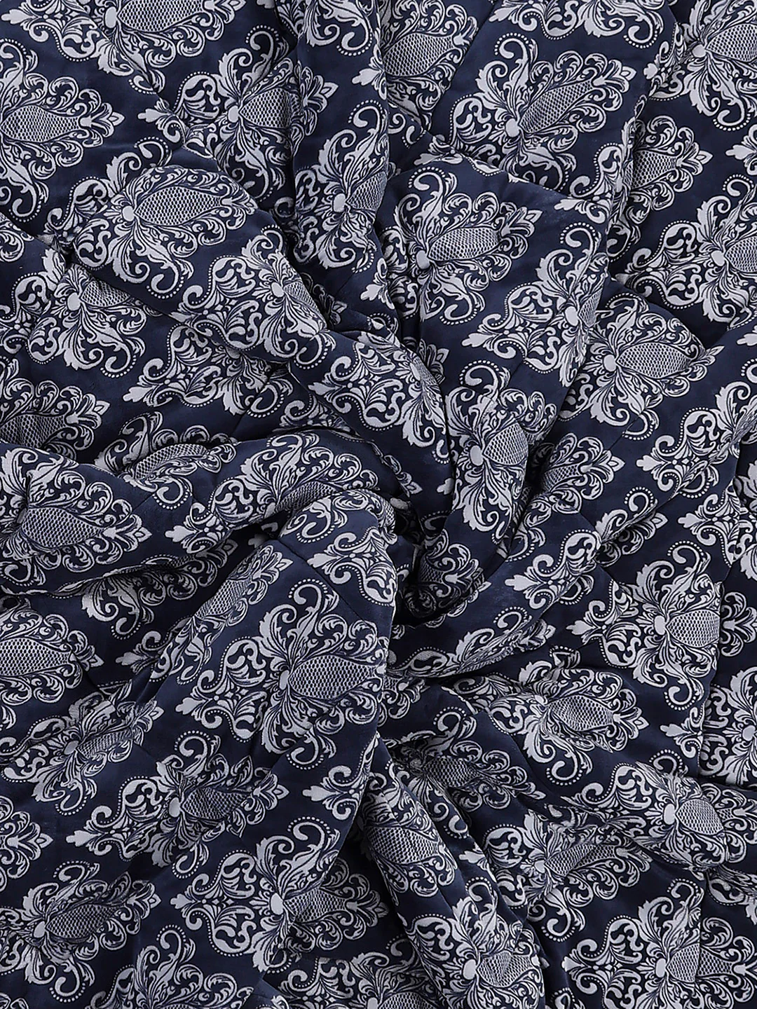 Printed Double Bed 210 GSM Comforter for Mild Winter (Nixie), Weight 729 gm - Image 6