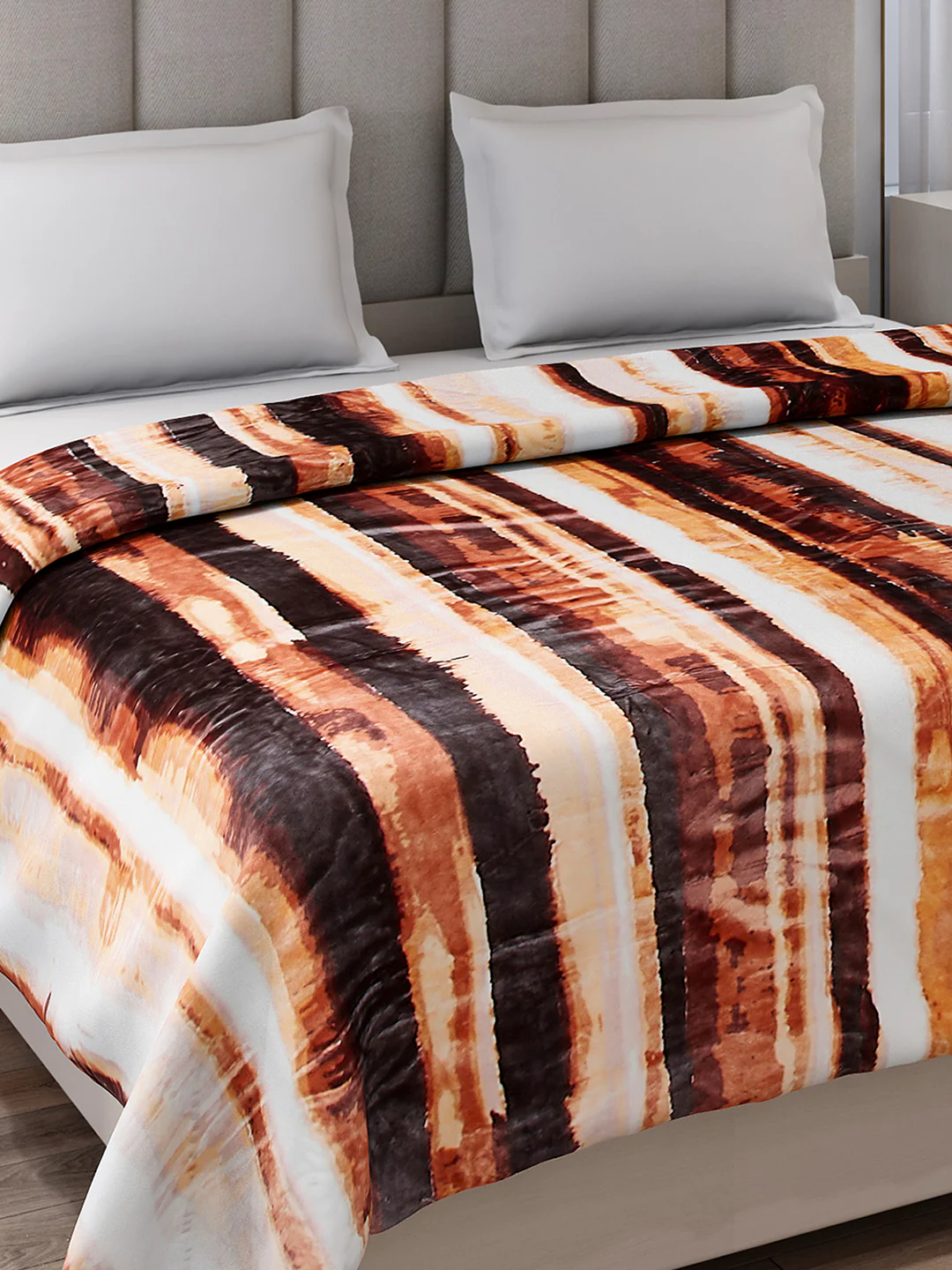 Printed Double Bed 300 GSM Blanket for AC Room - (Legacy) - Image 4