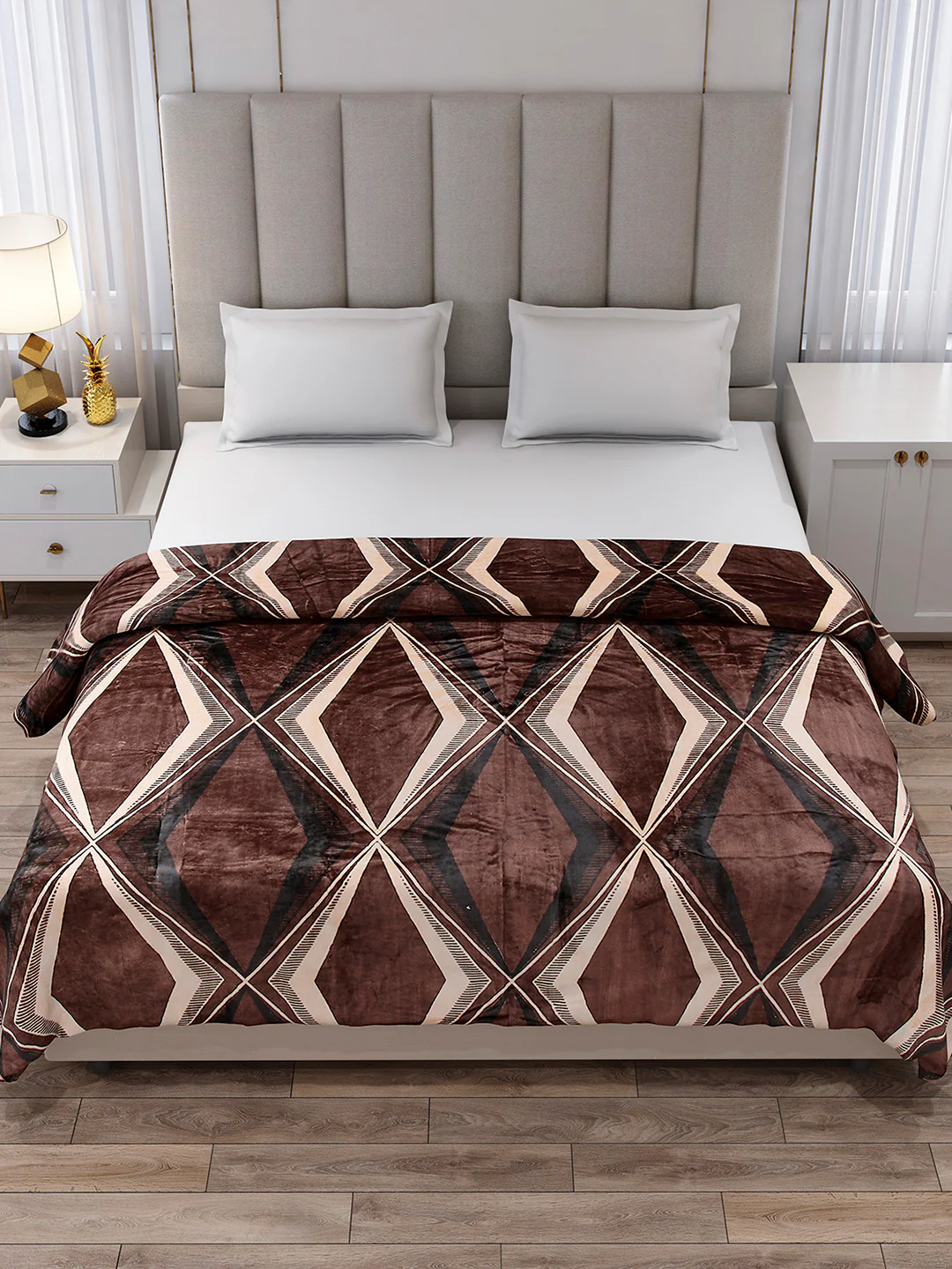 Printed Double Bed 300 GSM Blanket for AC Room - (Legacy) - Image 2