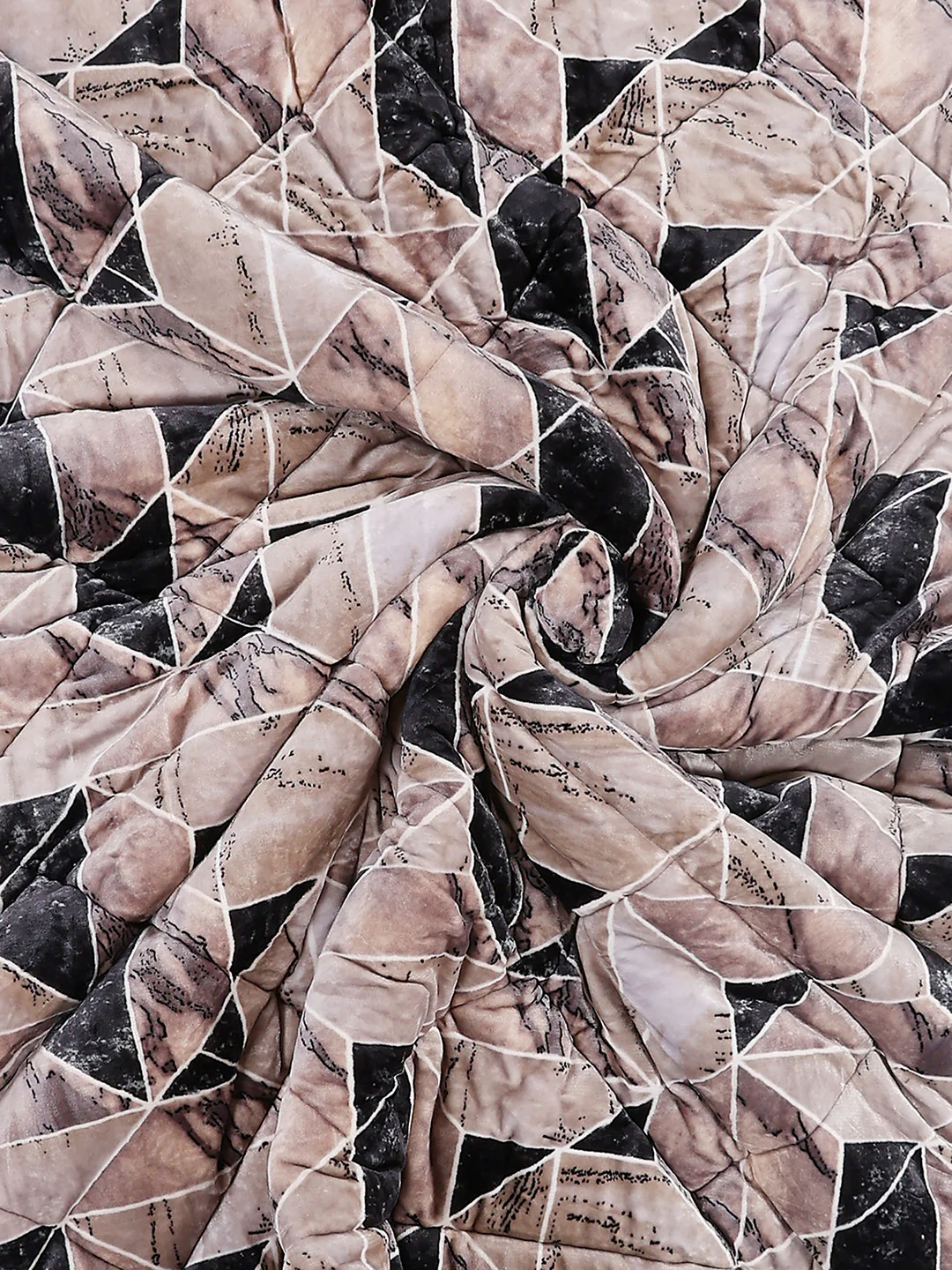 Printed Double Bed 300 GSM Comforter for Mild Winter (Wisdom Gold), Weight 900 gm - Image 6