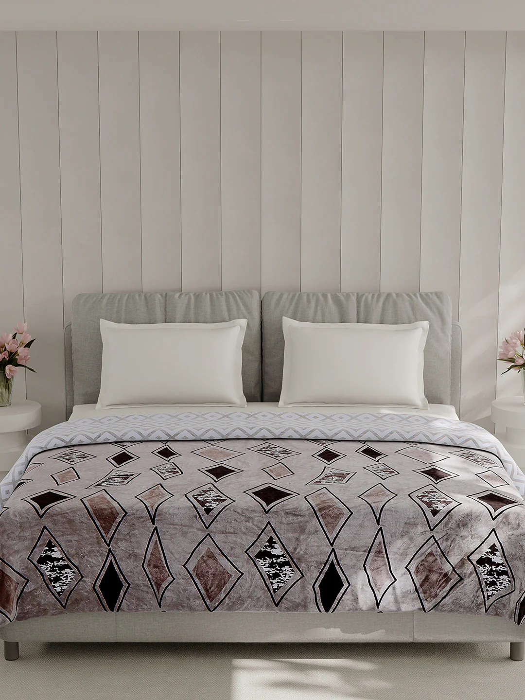 Printed Double Bed 350 GSM Blanket for AC Room - (Manhattan) - Image 3