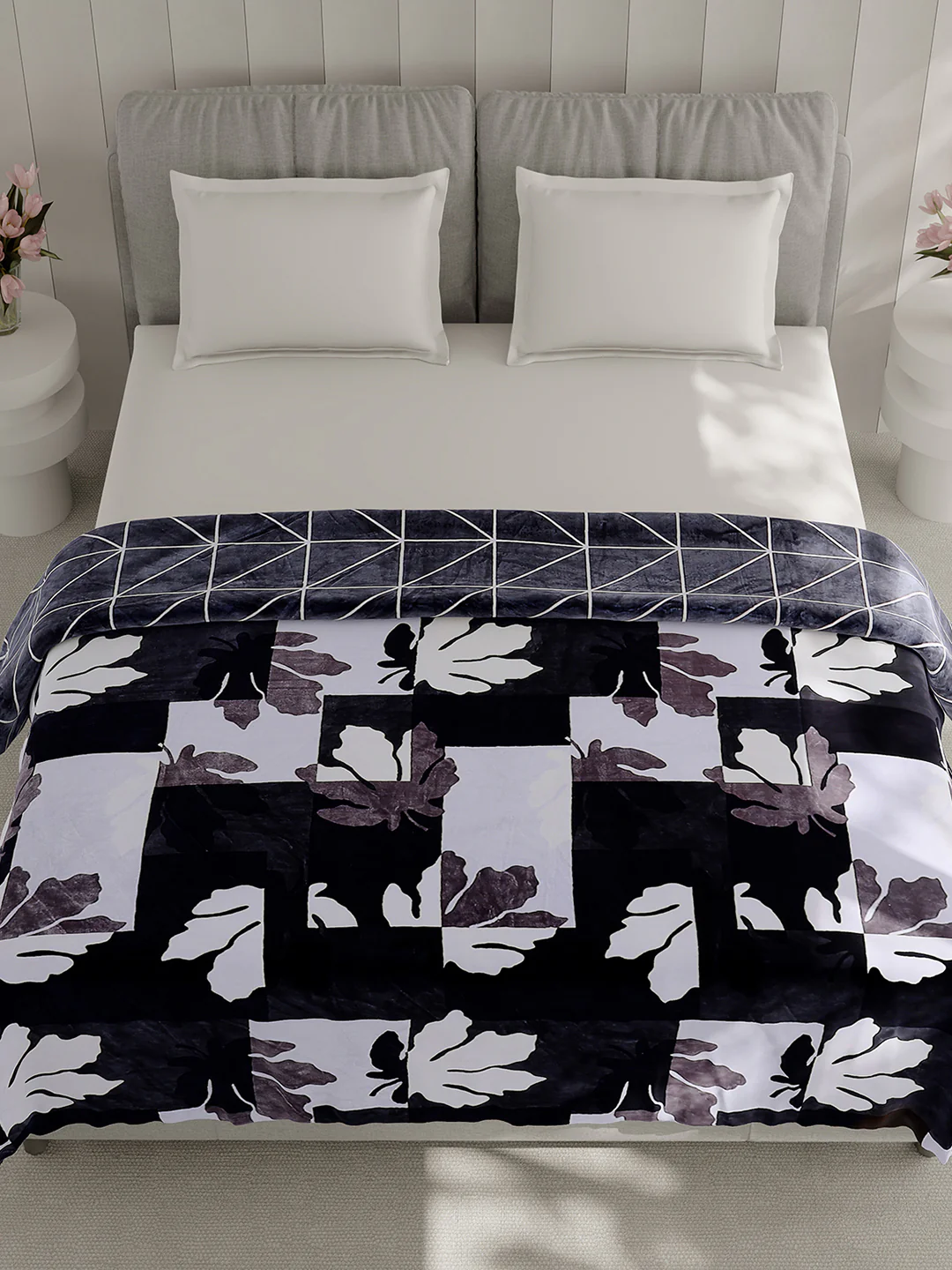 Printed Double Bed 350 GSM Blanket for AC Room - (Manhattan) - Image 2