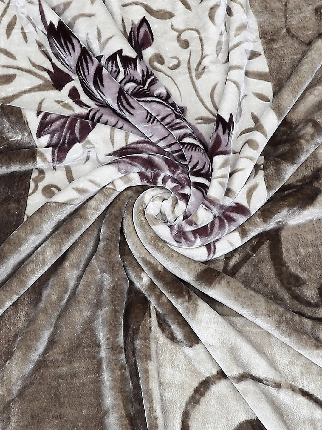 Printed Double Bed 795 GSM Blanket Scarlet 2 Ply (Weight 4.2 kg) - Image 7