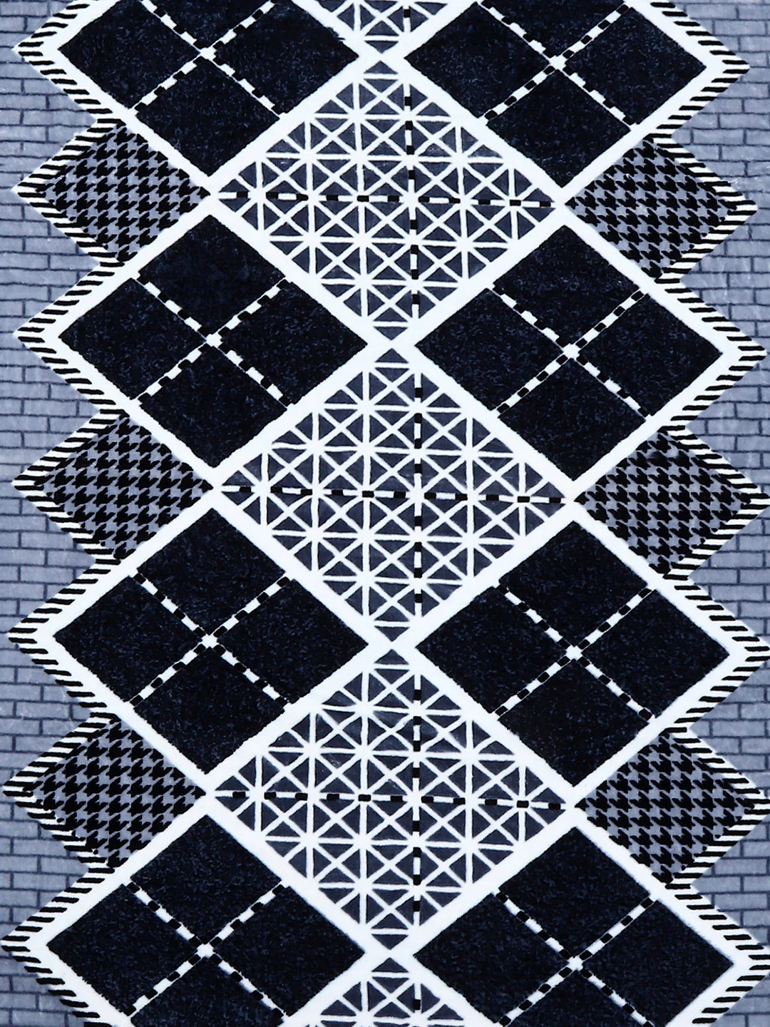 Printed Double Bed 800 GSM Blanket Bolt 1 Ply (Weight 4.3 kg) - Image 6