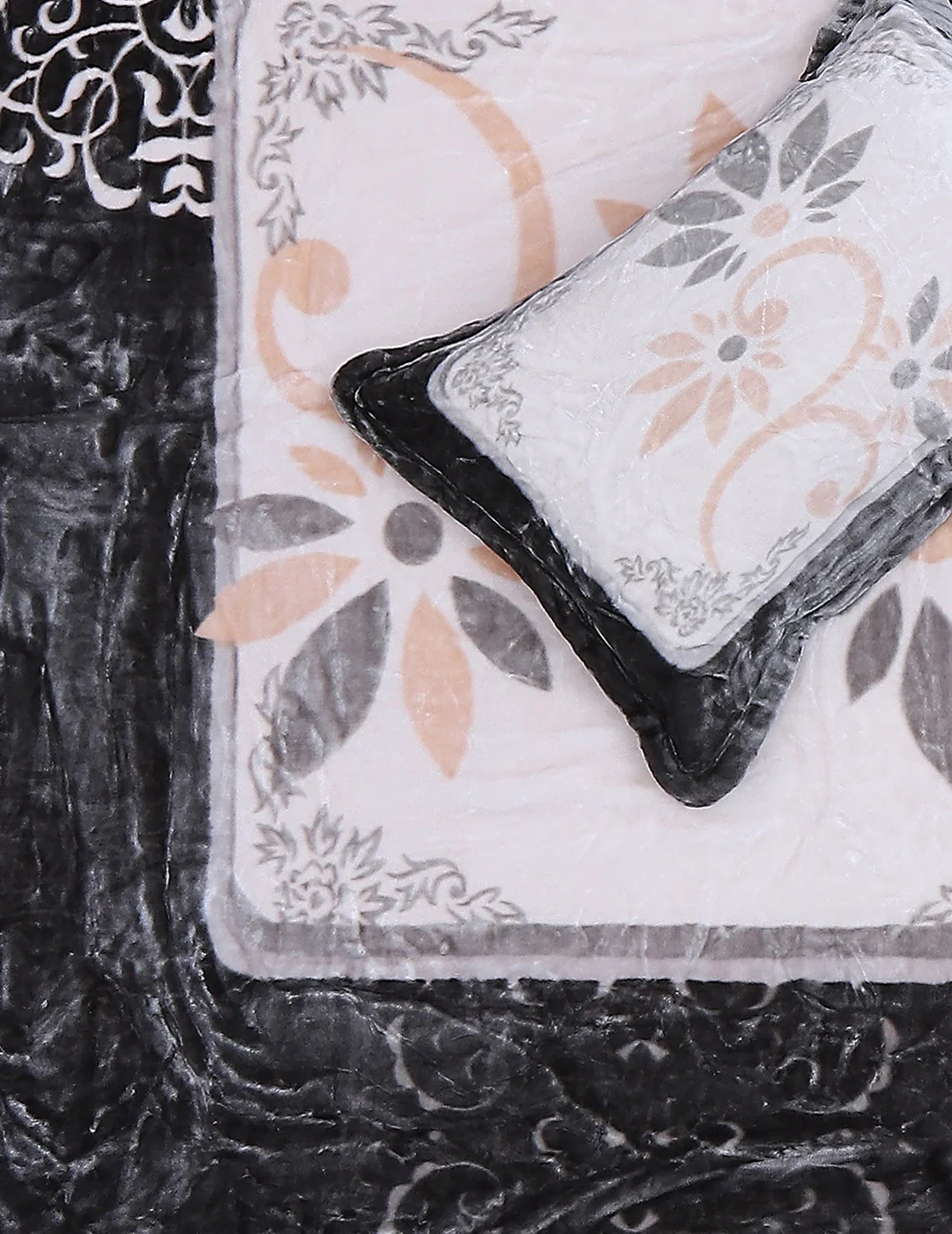Printed Double Bed Bedding Set - Image 9