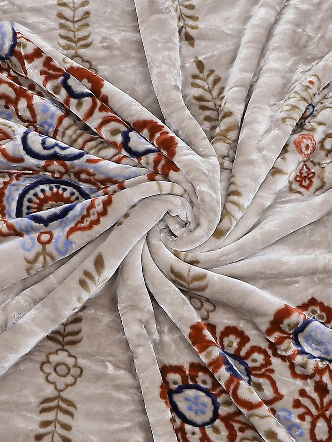 Printed Double Bed Reversible Blanket 2 Ply, 853 GSM, 4.5 kg (Tohfa) - Image 11