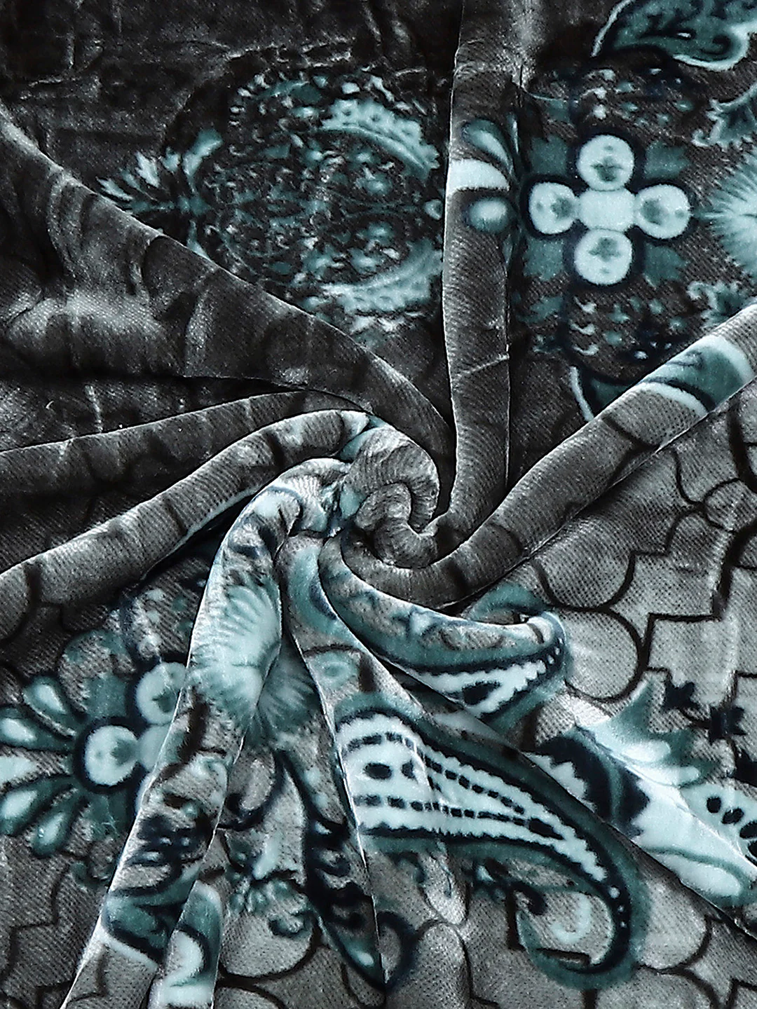 Printed Double Bed Reversible Blanket 2 Ply, 871 GSM, 4.6 kg (Moonvalley) - Image 7