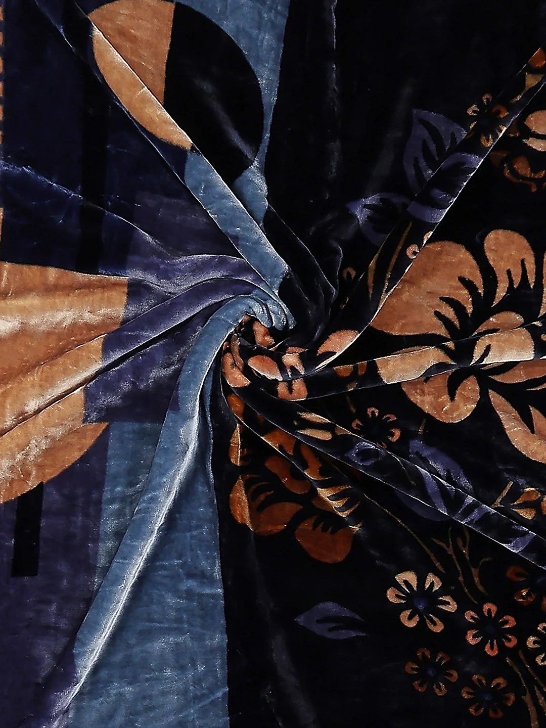 Printed Double Bed Reversible Blanket 2 Ply, 872 GSM, 4.6 kg (Moonvalley) - Image 6