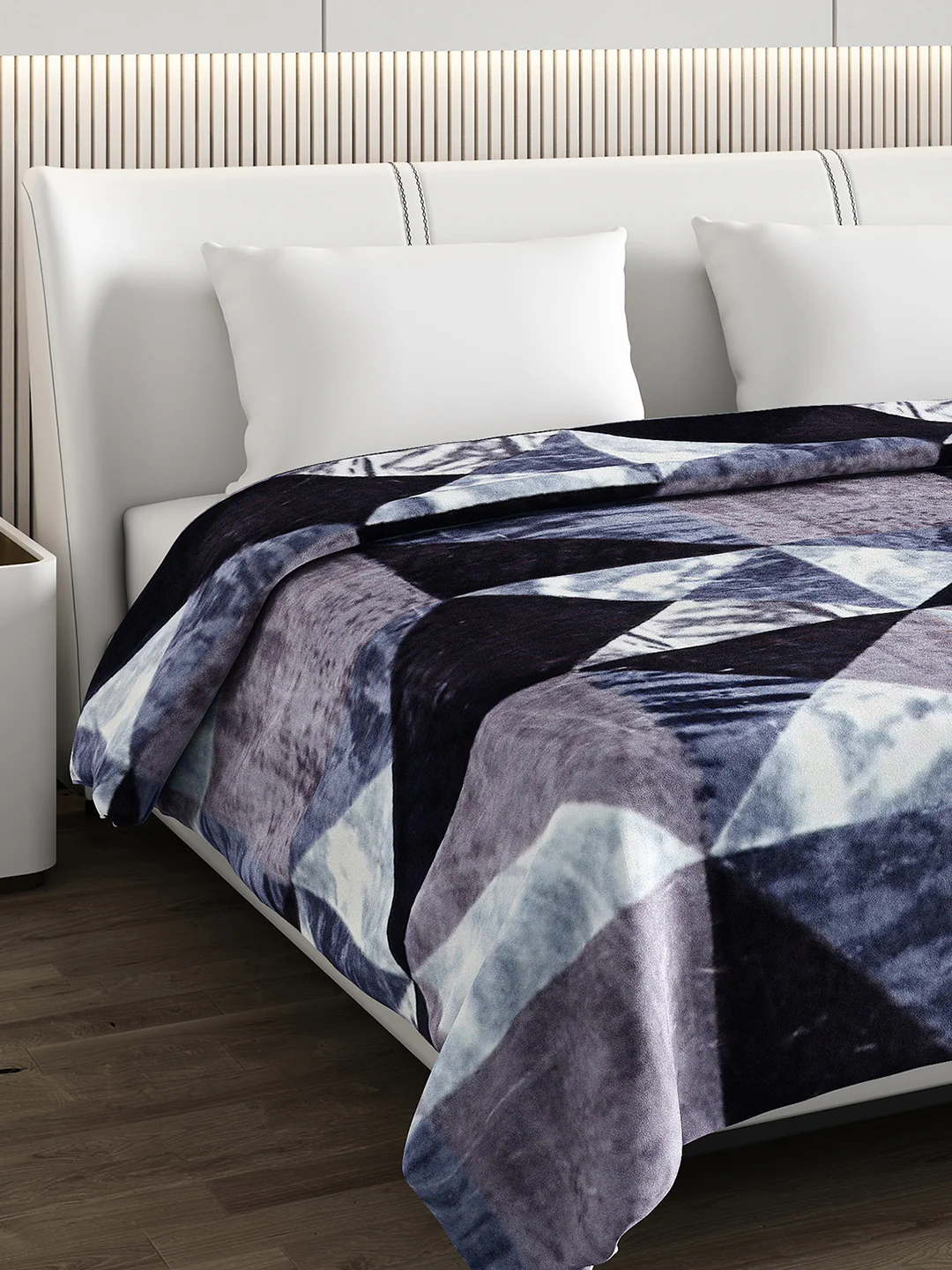 Printed Double Bed Blanket for Heavy Winter -2 Ply - Image 4