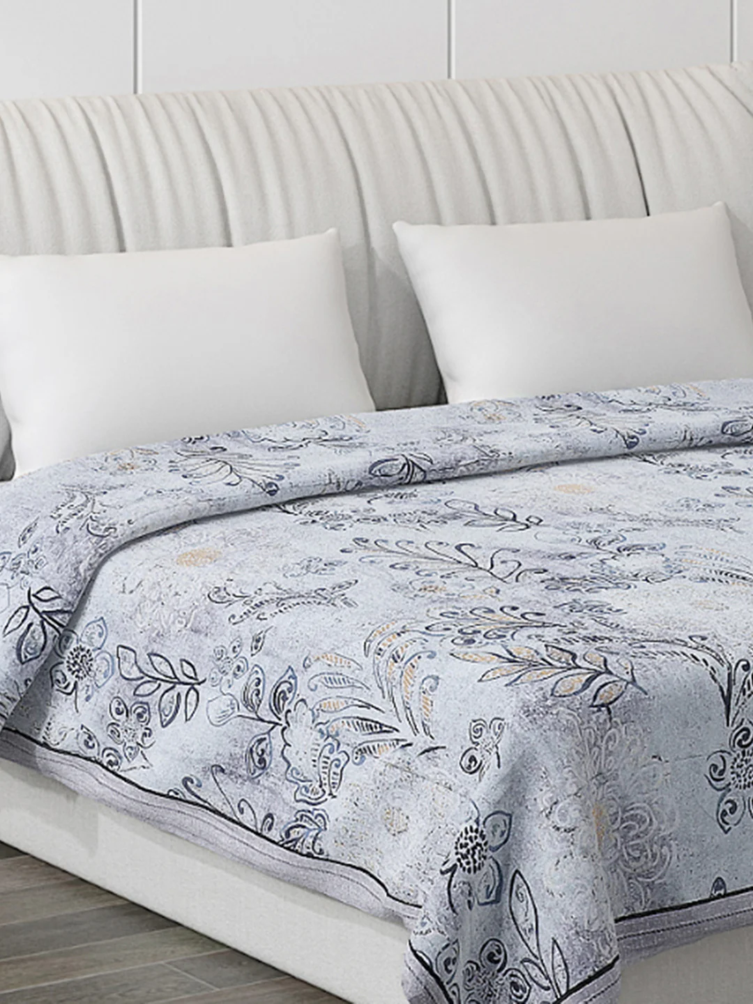 Printed 100% Polyester Double Bed Comforter for AC Room - Image 4
