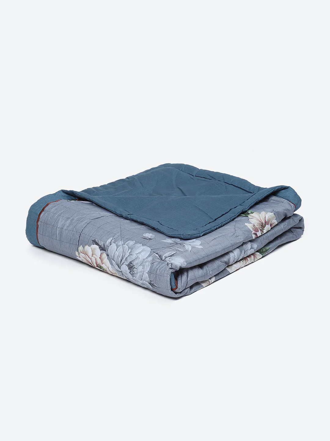 Printed 100% Polyester Double Bed Comforter for AC Room - Image 5