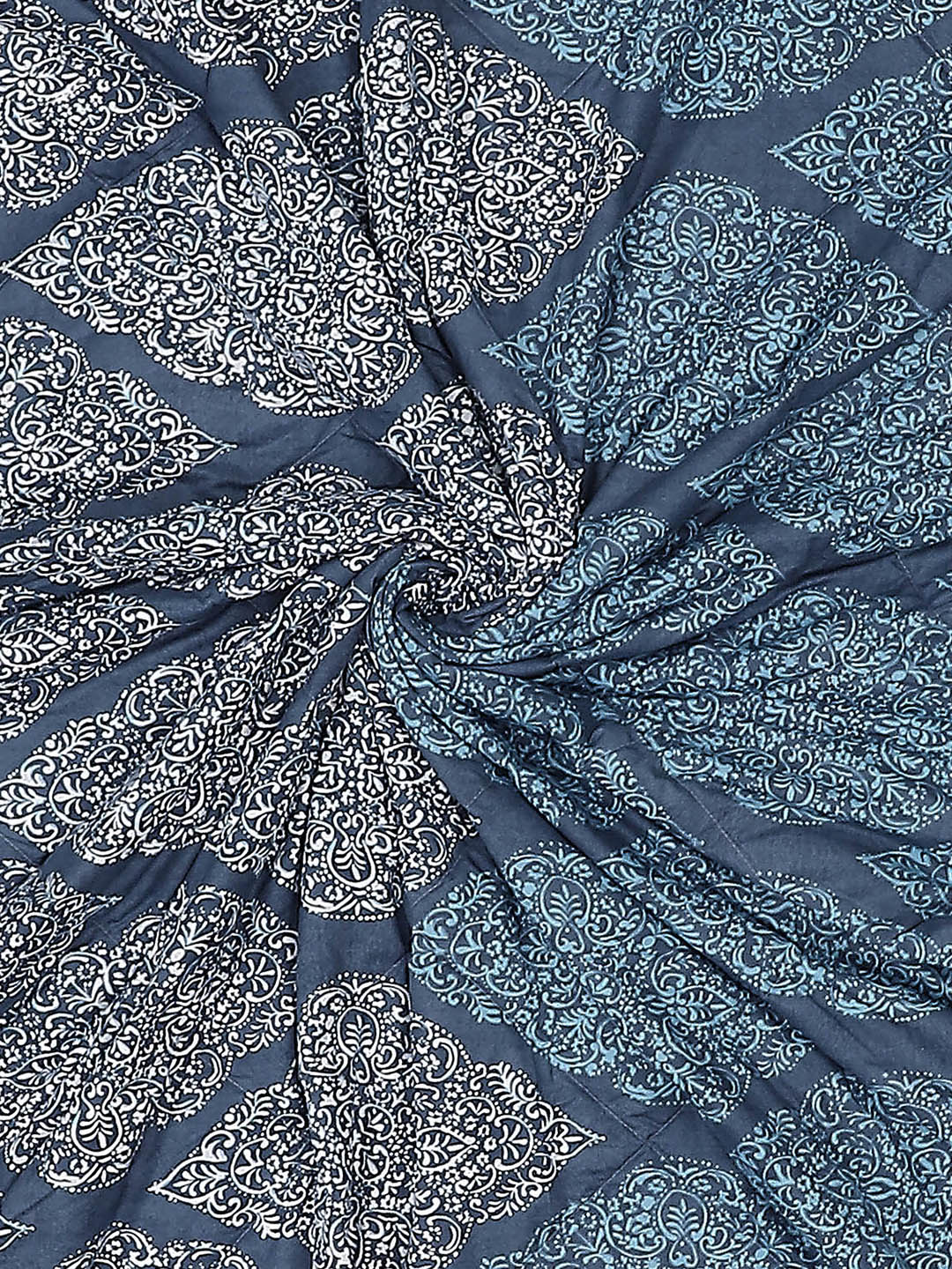Printed 100% Polyester Double Bed Comforter for AC Room - Image 7