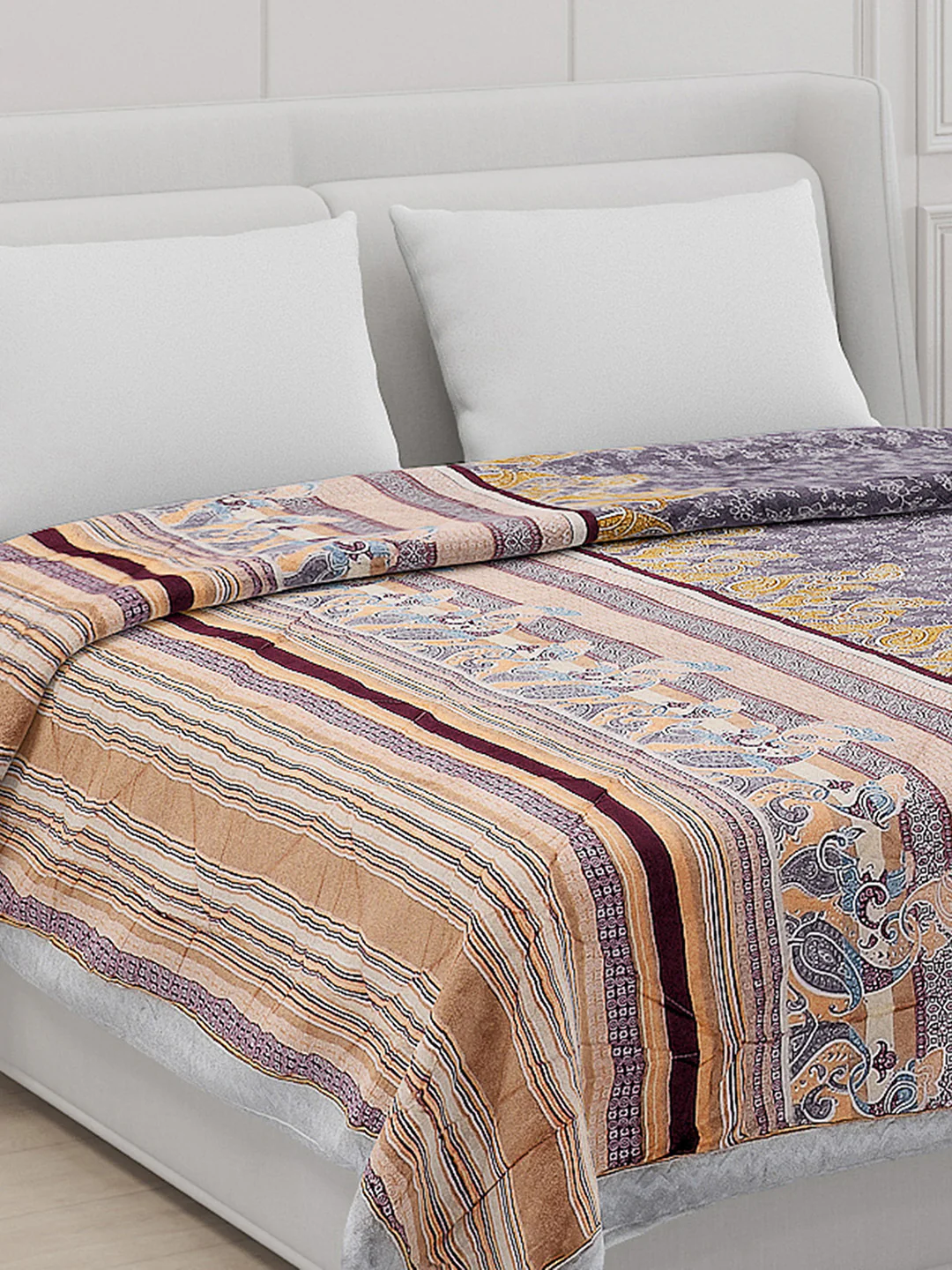 Printed 100% Polyester Double Bed Comforter for AC Room - Image 4