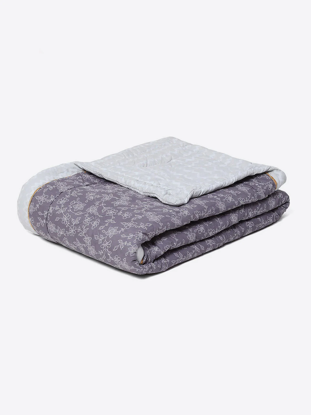 Printed 100% Polyester Double Bed Comforter for AC Room - Image 5