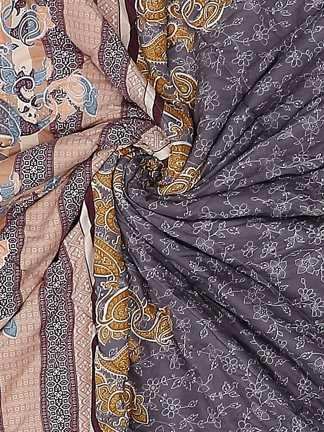 Printed 100% Polyester Double Bed Comforter for AC Room - Image 7
