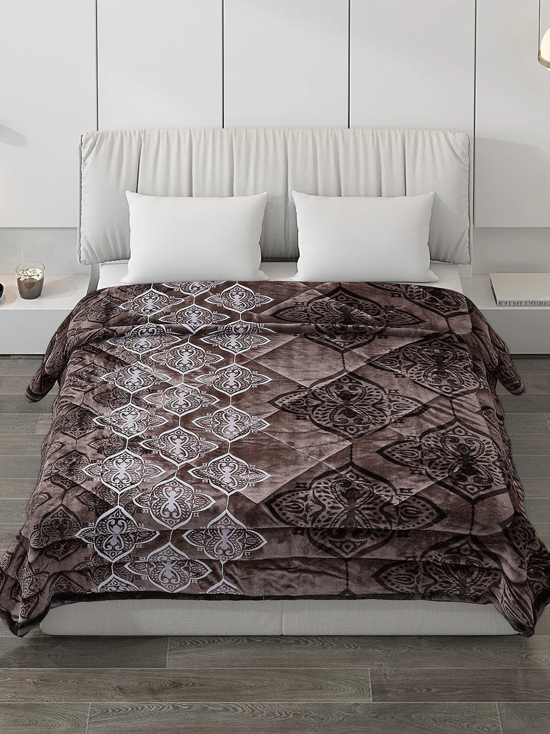 Printed 100% Polyester Double Bed Comforter for Winter - Image 2