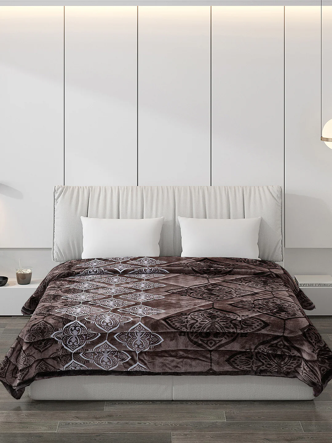 Printed 100% Polyester Double Bed Comforter for Winter - Image 3