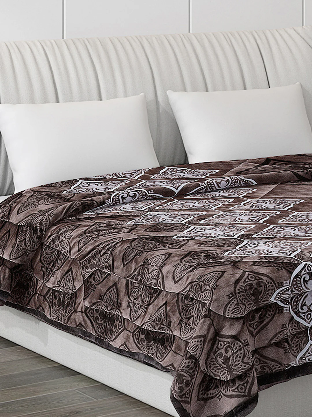 Printed 100% Polyester Double Bed Comforter for Winter - Image 4